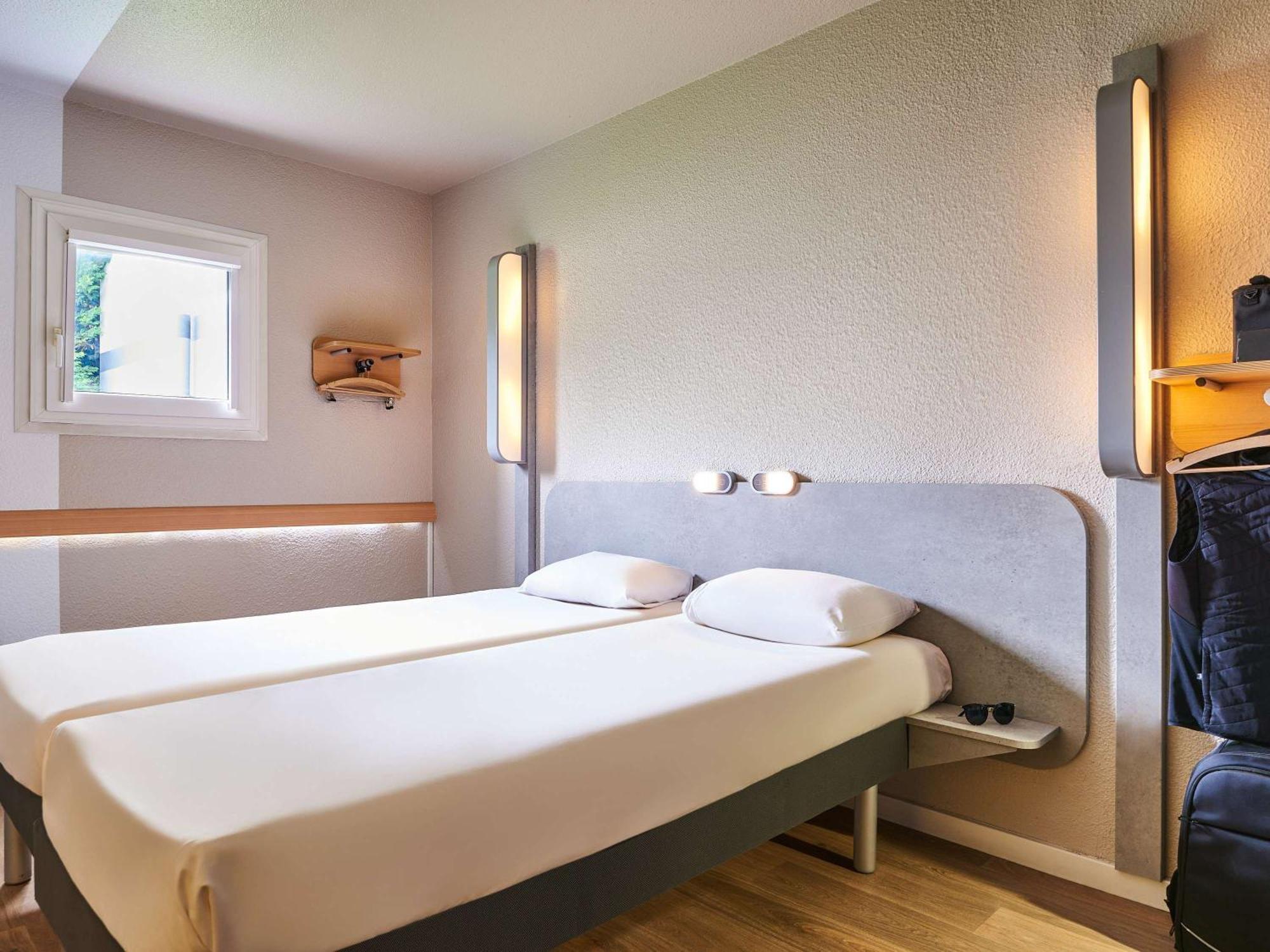 Ibis Budget Versailles Chateau Cyr L'ecole Hotel