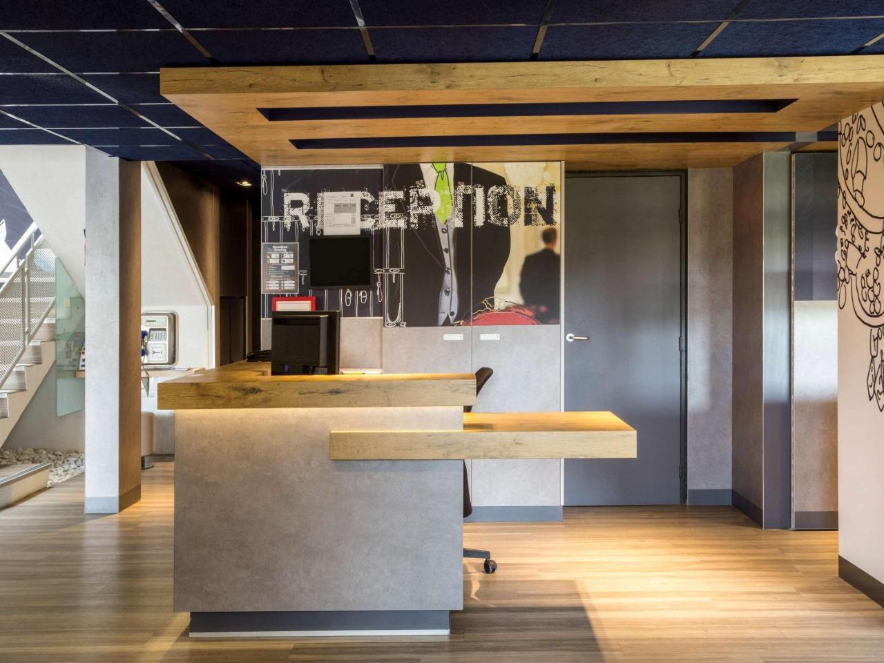 Ibis Budget Versailles Chateau Cyr L'ecole 2*