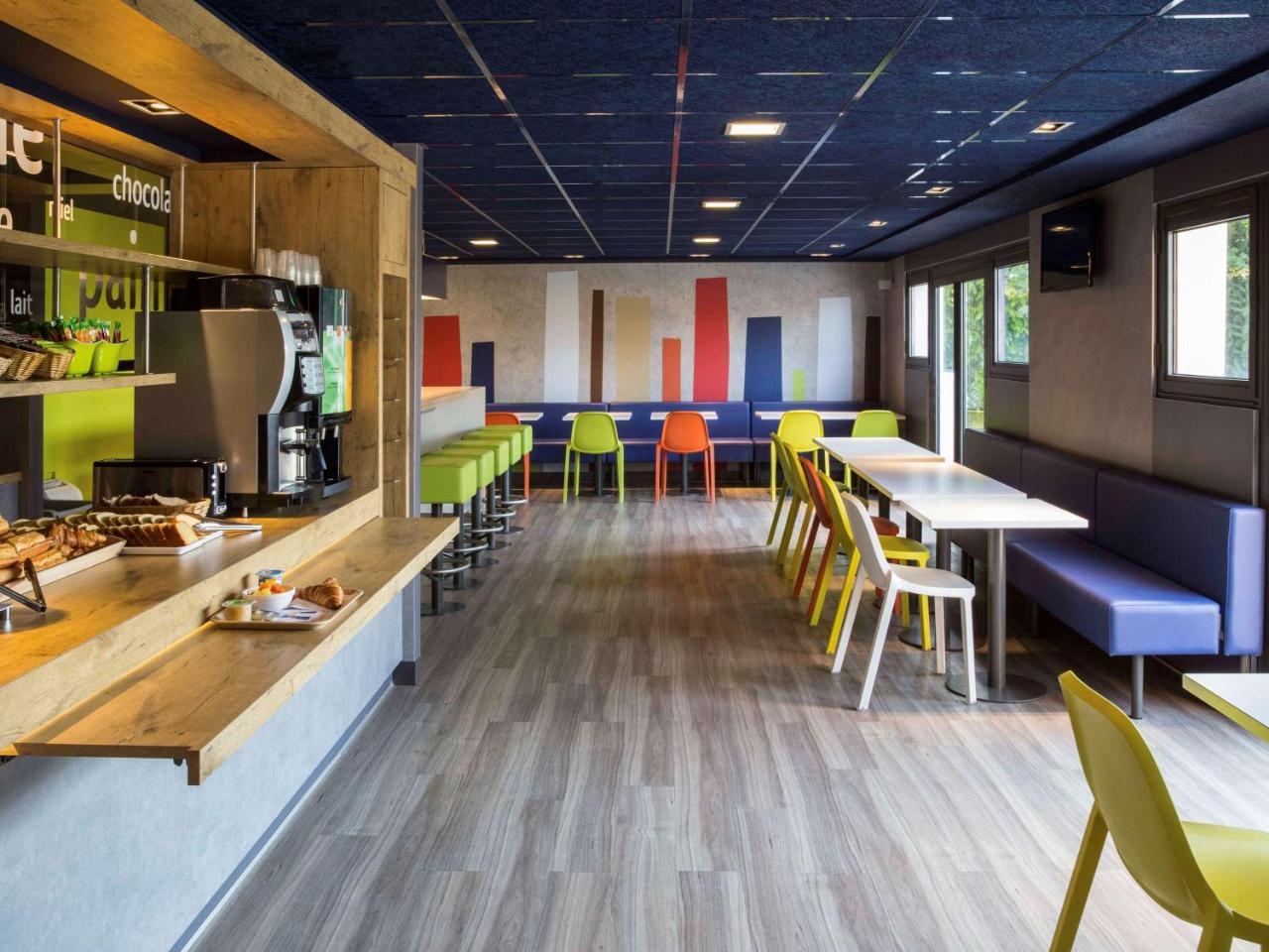 Hotel Ibis Budget Versailles Chateau Cyr L'ecole 2*