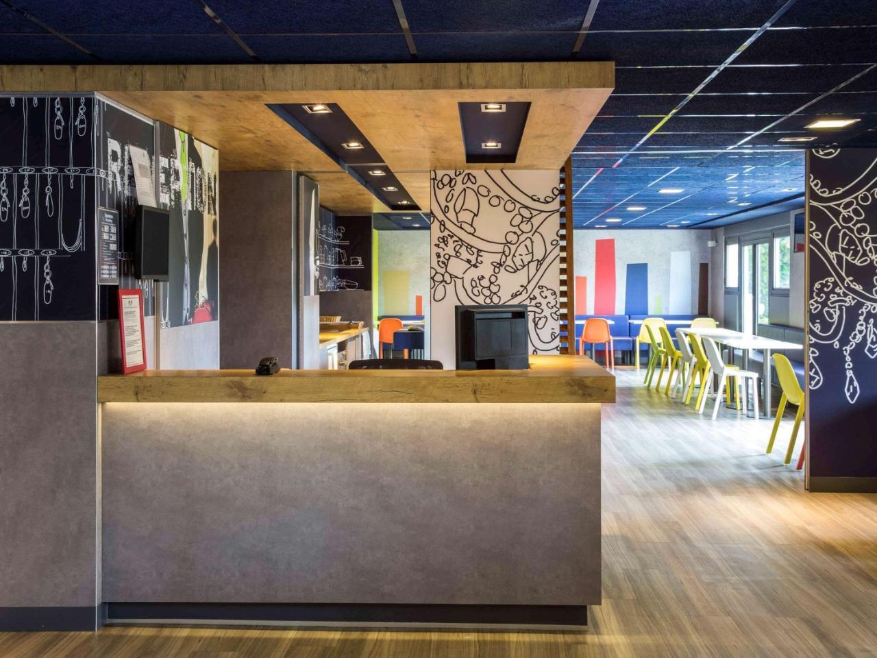 Hotel Ibis Budget Versailles Chateau Cyr L'ecole 2*
